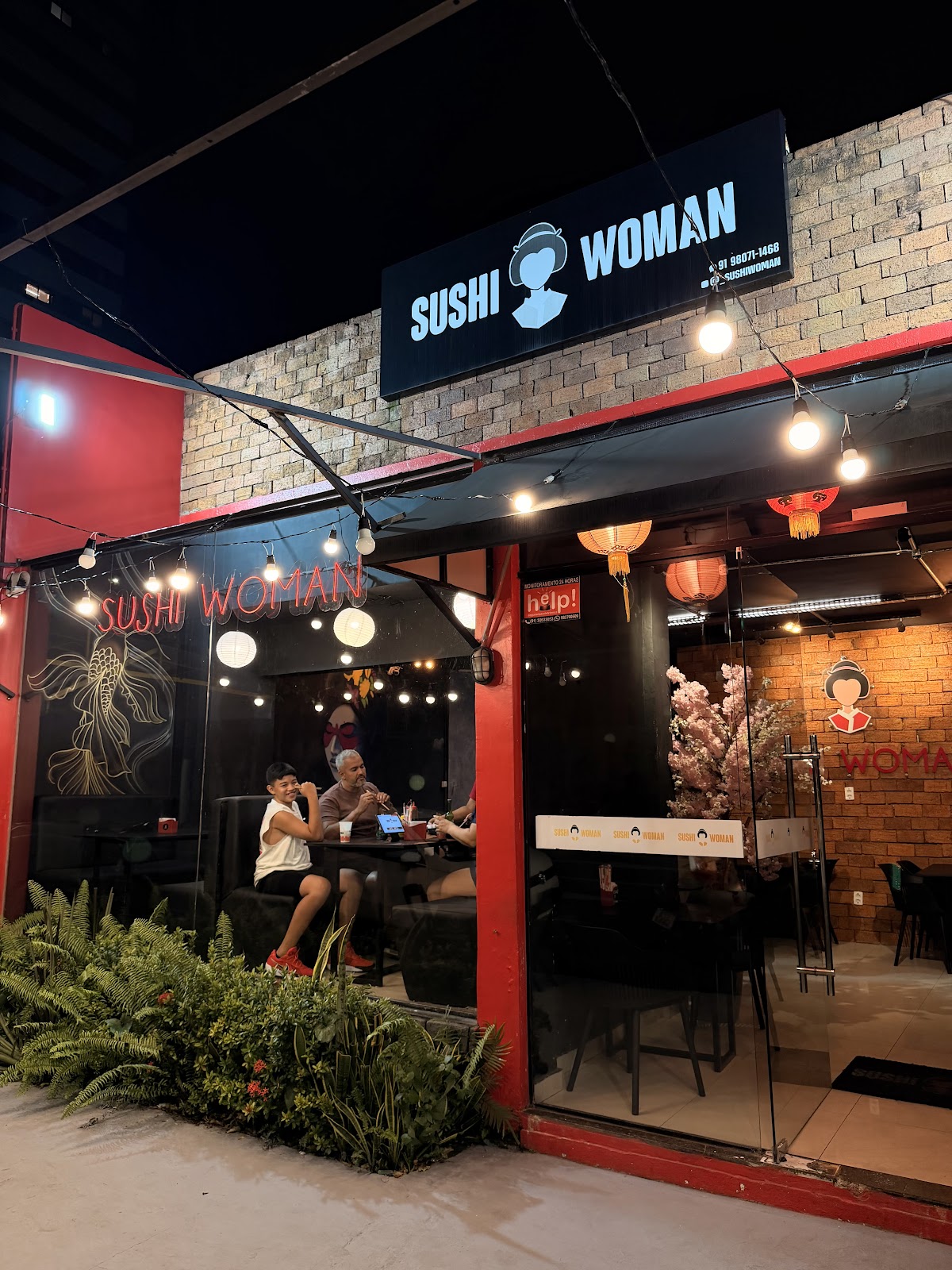 Sushi Woman Cremação