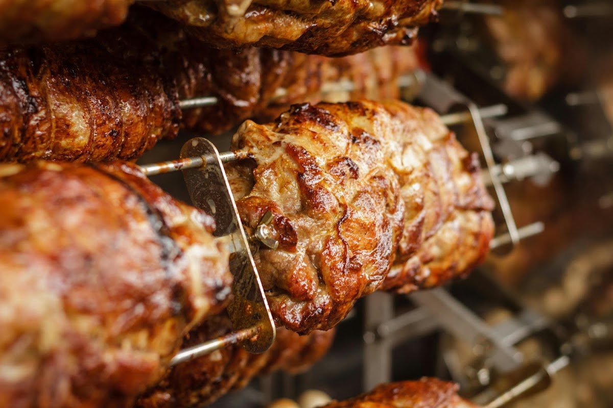 Restaurante Pratos e Petiscos | Churrascaria | Self-Service | Marmitex