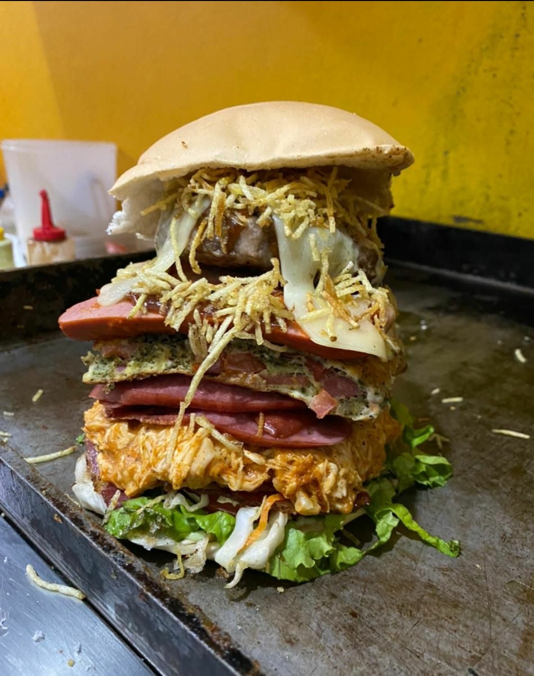 Chapadão Lanches e Açaí