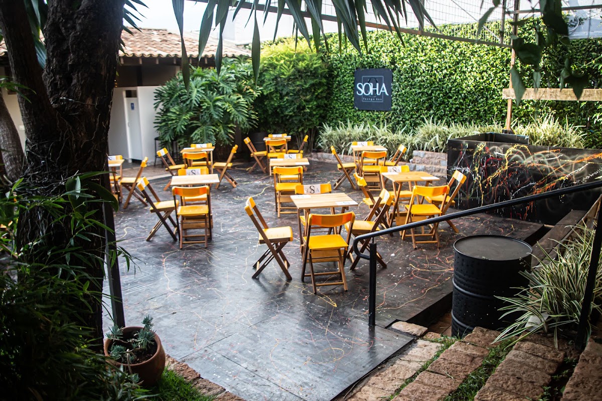 Soha Lounge & Bar