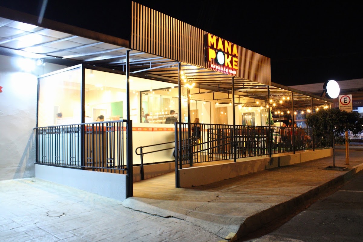 Mana Poke Bauru