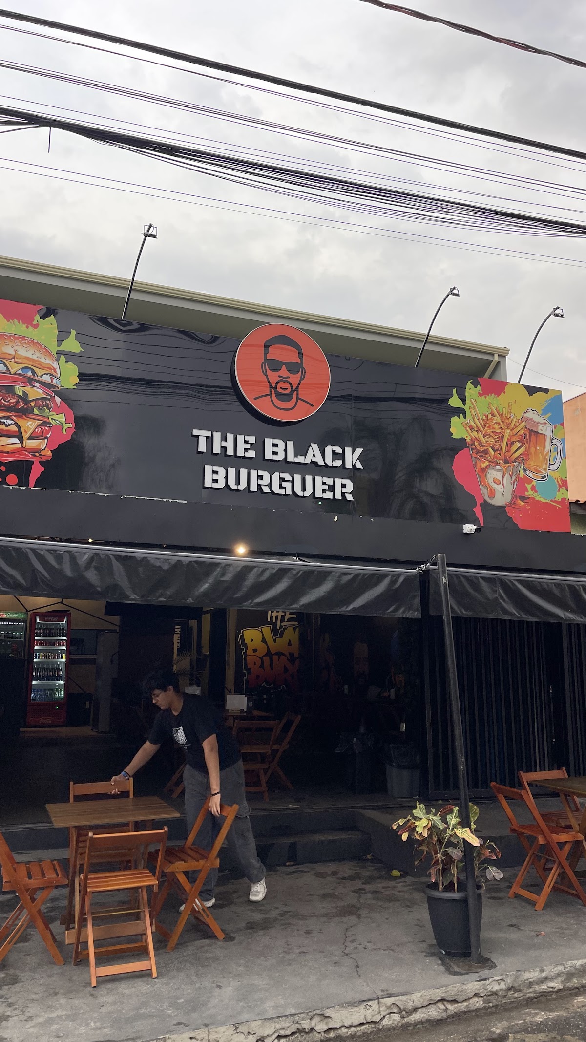 THE BLACK BURGUER - HAMBURGUERIA