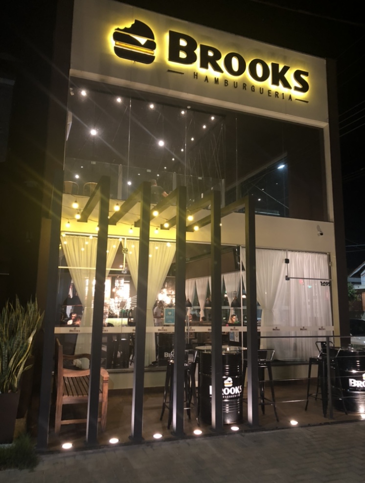 Brooks Hamburgueria Catanduva