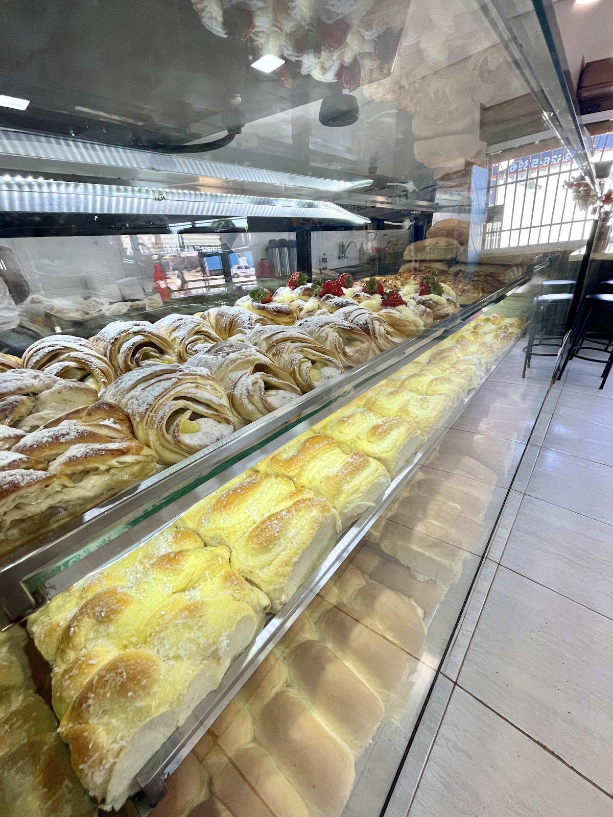 Villa Pães panificadora e confeitaria