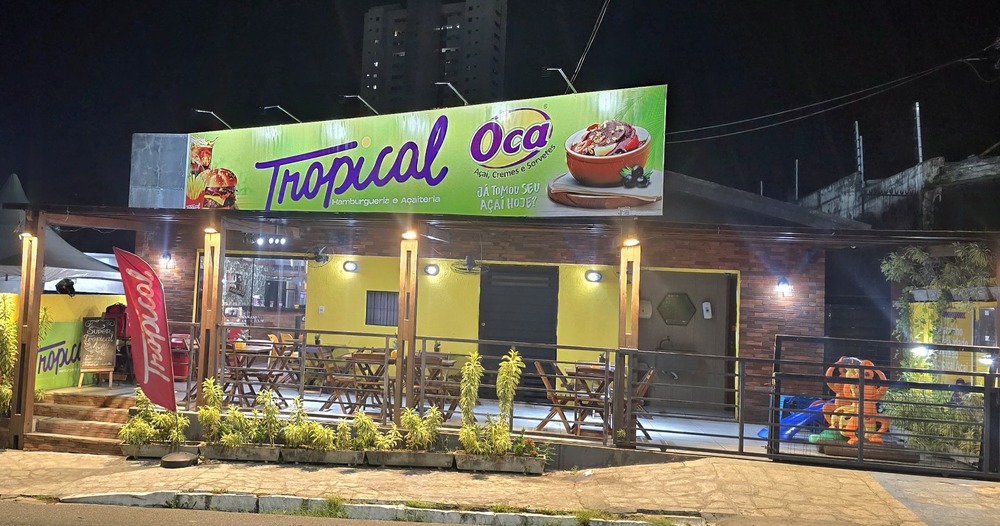 Tropical Hamburgueria e Açaiteria