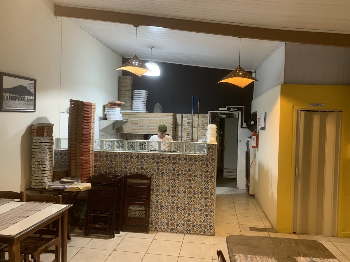 Pizzaria Maria Comprida
