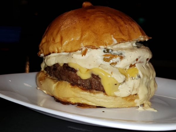Mestre na Brasa - 𝗛𝗮𝗺𝗯𝘂𝗿𝗴𝘂𝗲𝗿𝗶𝗮