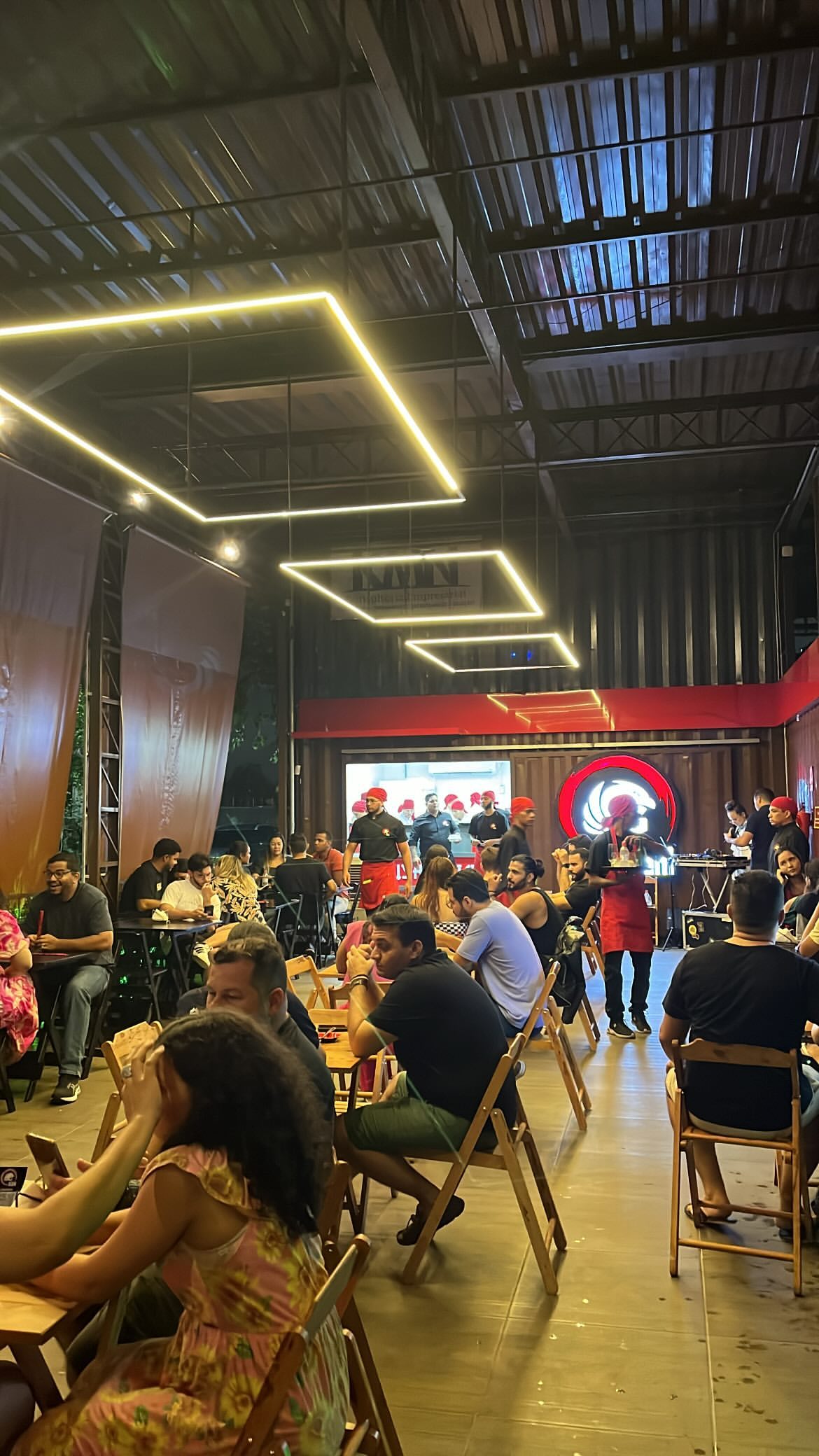 Sushi Gavião - Maktub