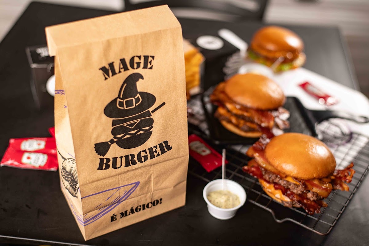 Mage Burger - Vitória