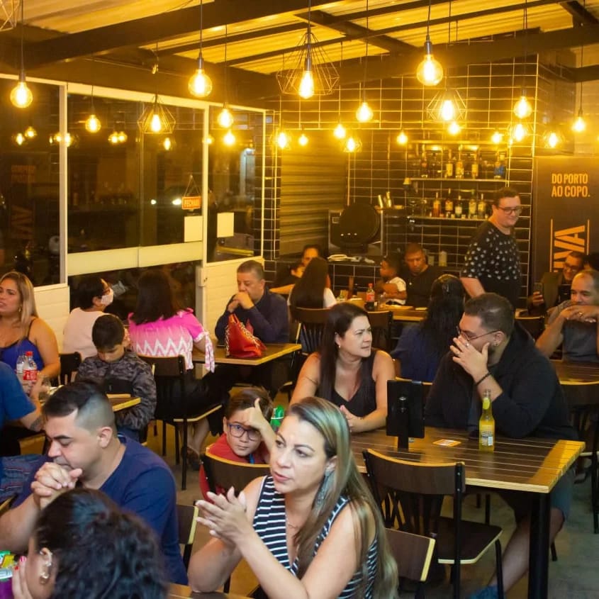 Castelo Hamburgueria | Burguers, Lanches & Porções em São Vicente - SP
