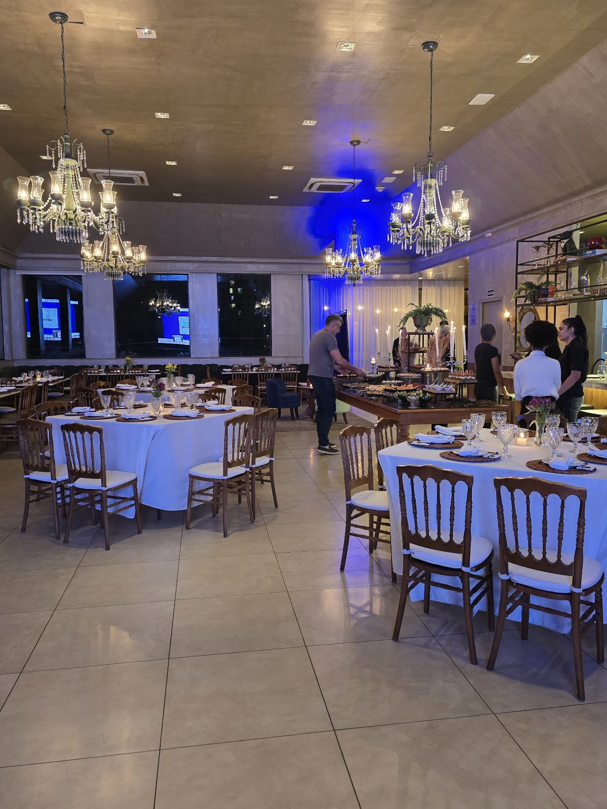 La Terrasse Café & Bistrô