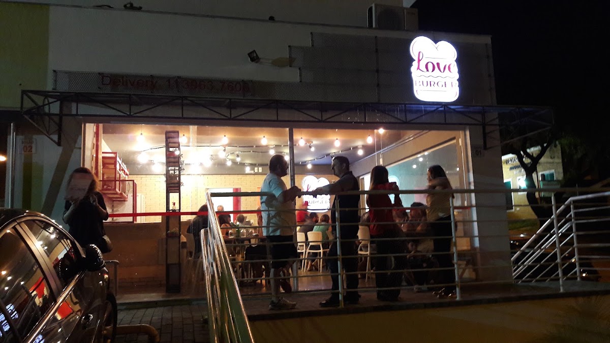 Love Burger
