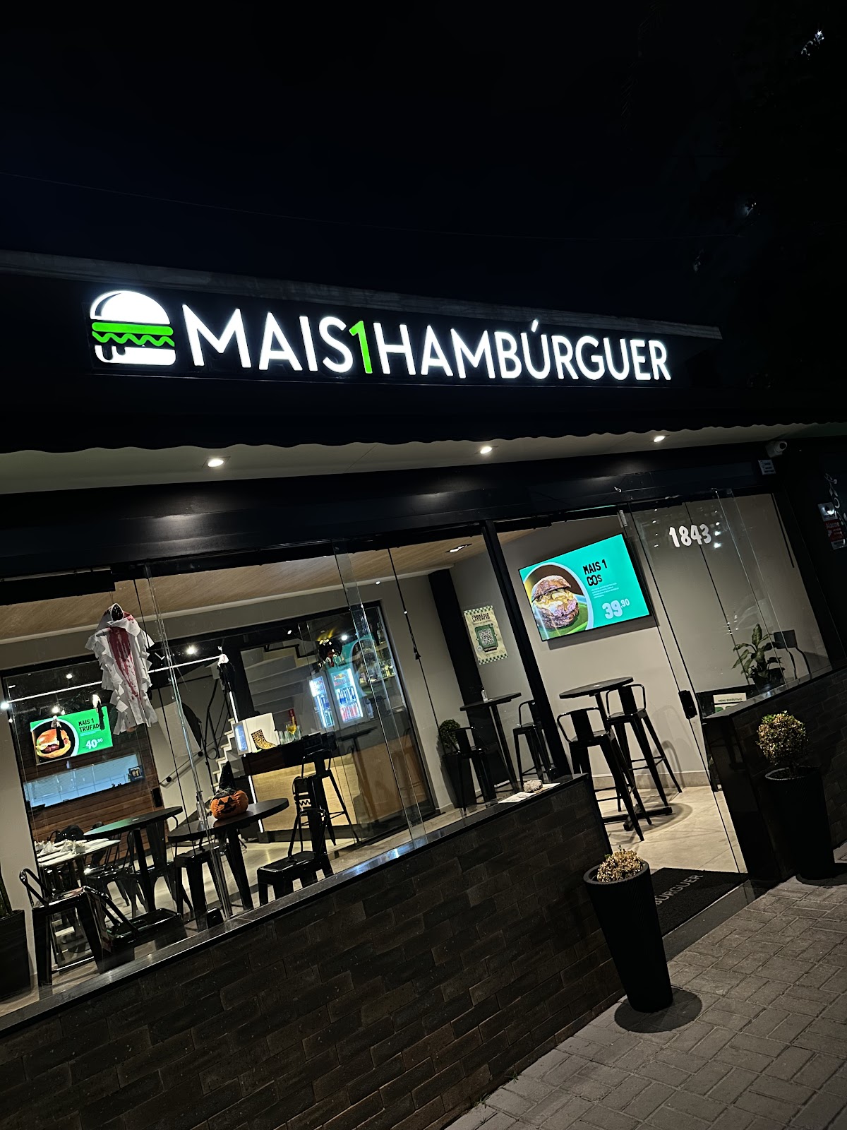 Mais 1 Hambúrguer