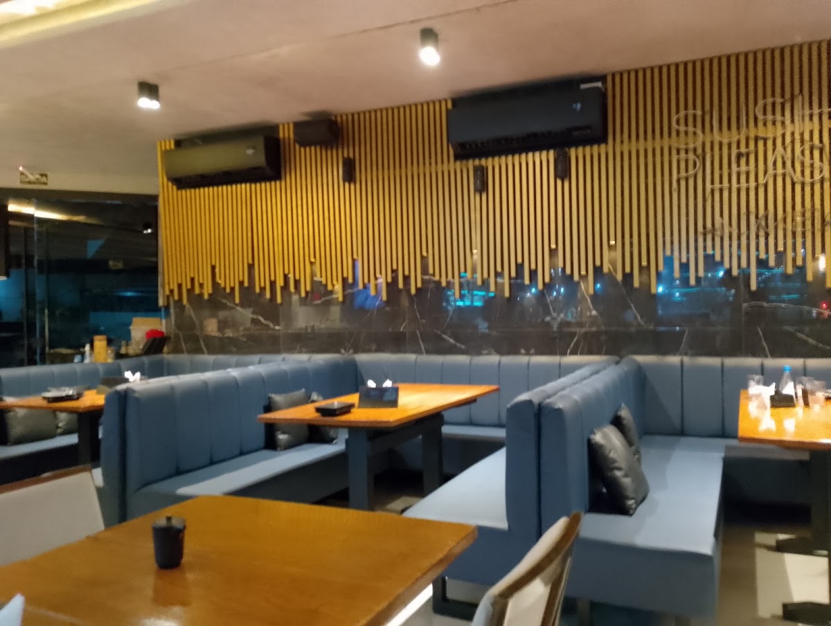 Nikkei Sushi Bar