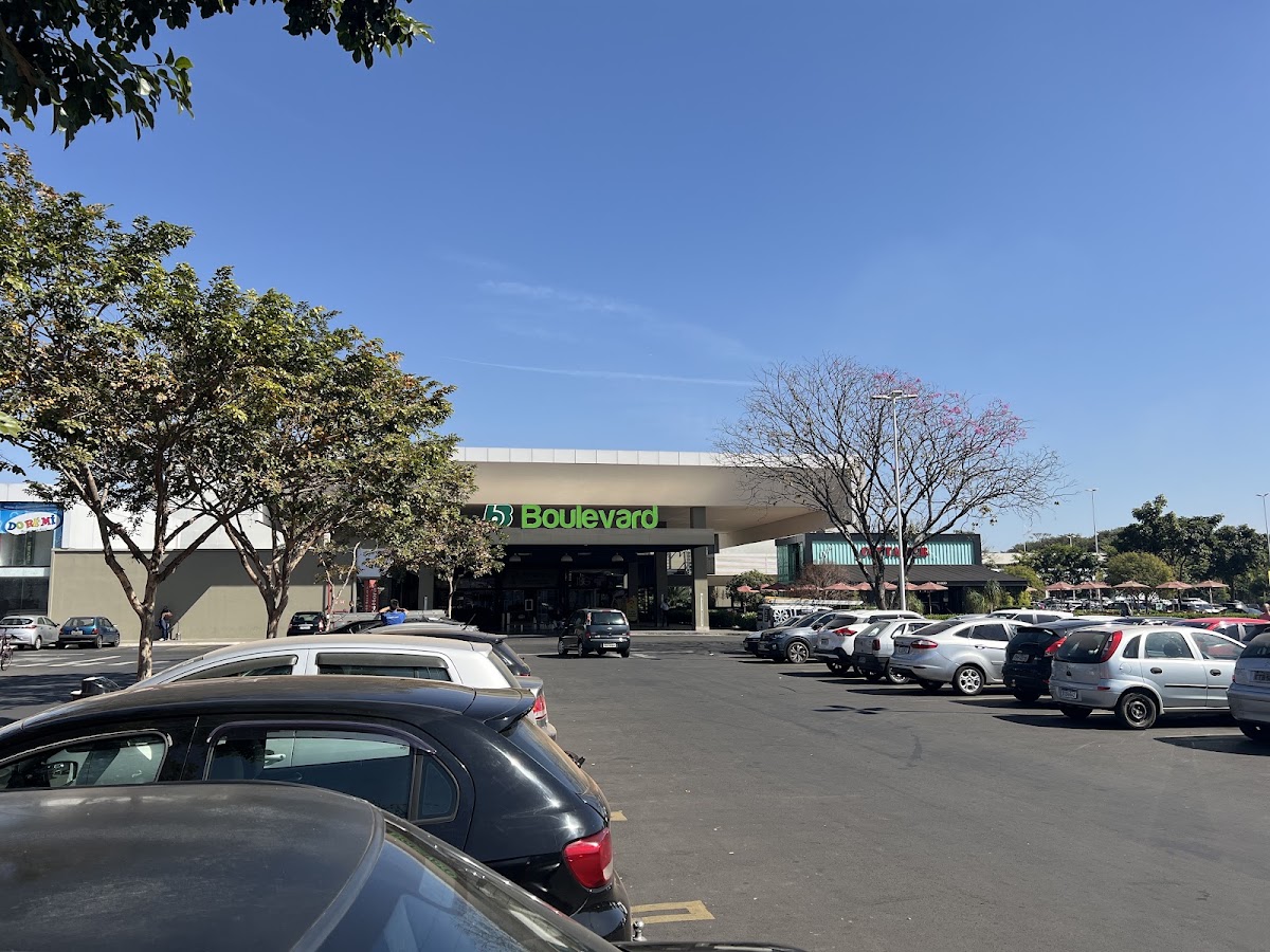 Shopping Boulevard