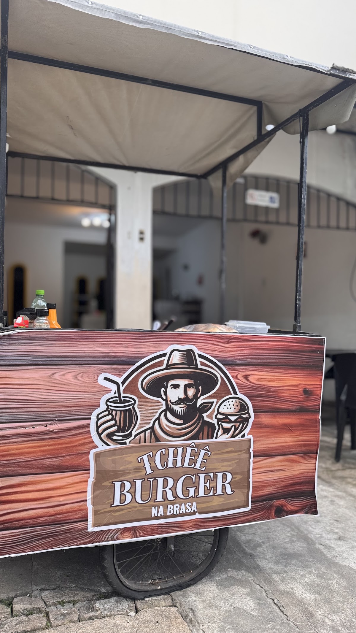 Tchêê Burger | Hambúrguer Artesanal em Belém