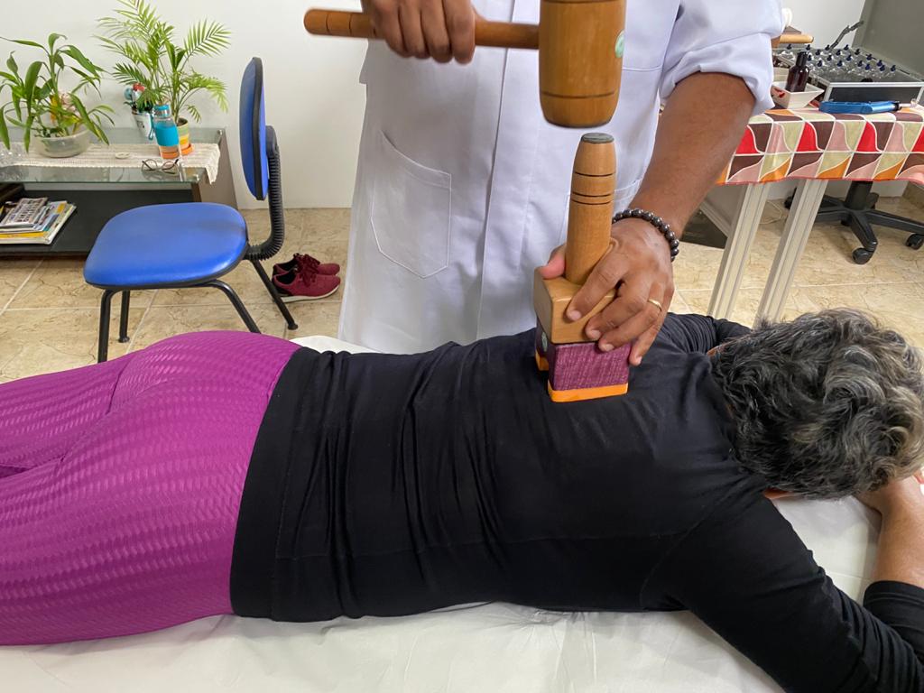 Acupuntura | Quiropraxia Japonesa | Massagem | Terapêutica | Curso de massagem | Tratamento de dor em Caraguatatuba