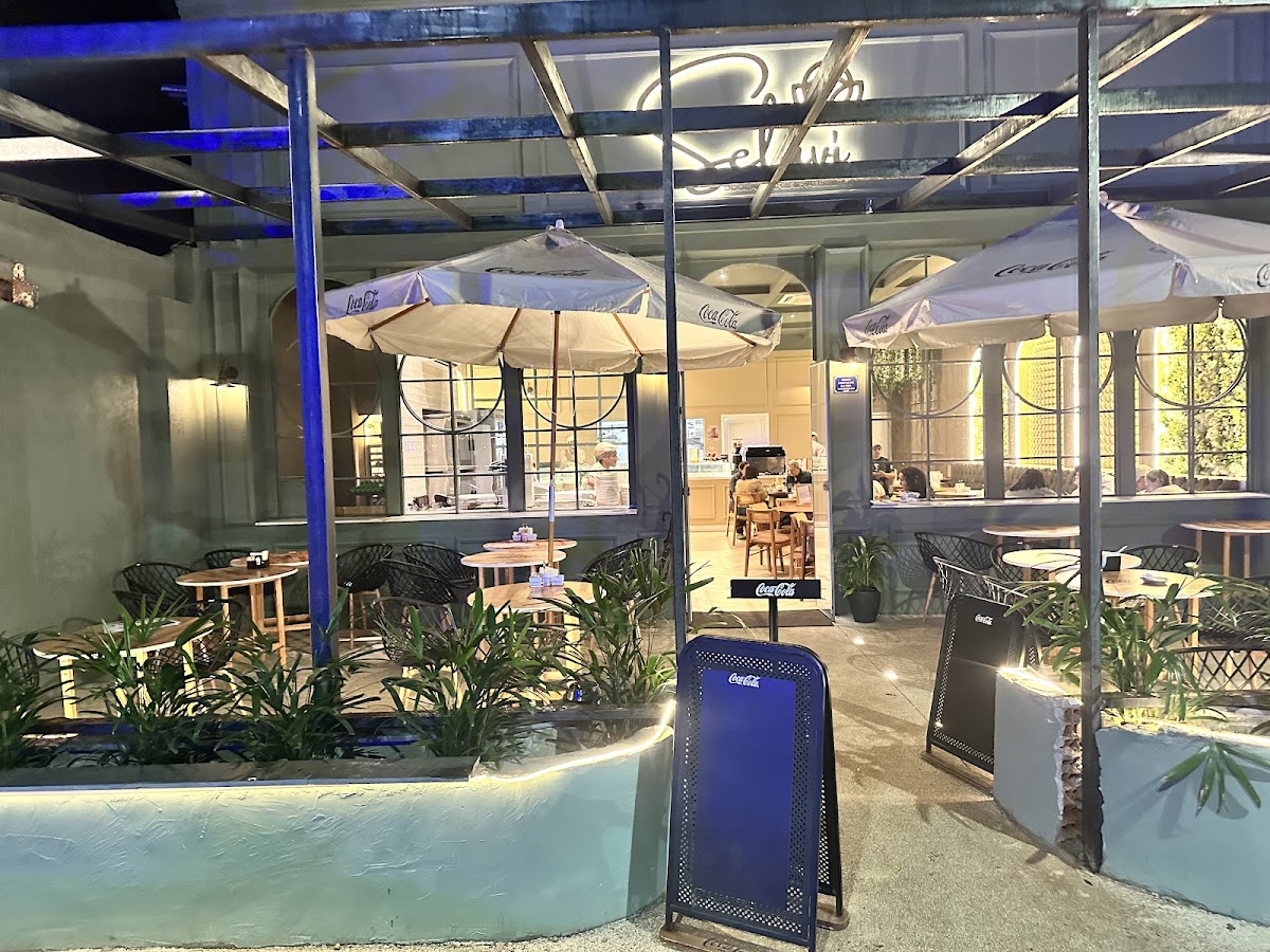 Selavì Boulangerie & Patisserie