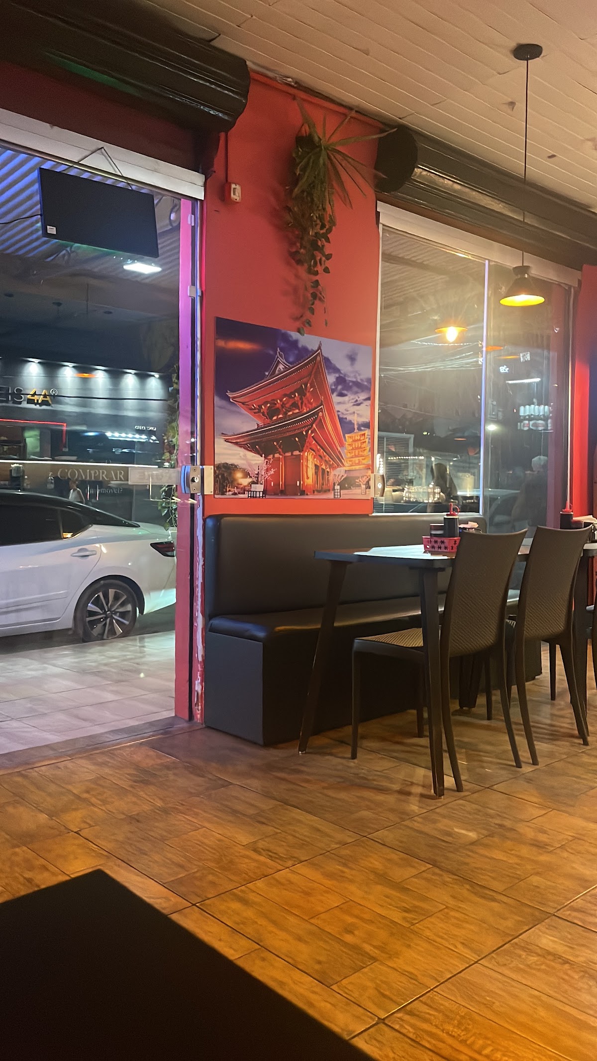 NaBarca Sushi