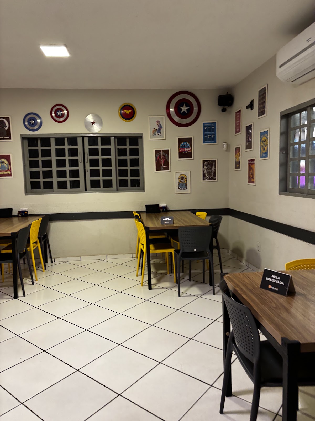 Poltrona Nerd - Bar, Games & Burger