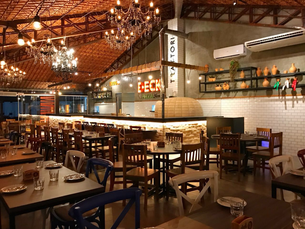 Deck Trattoria