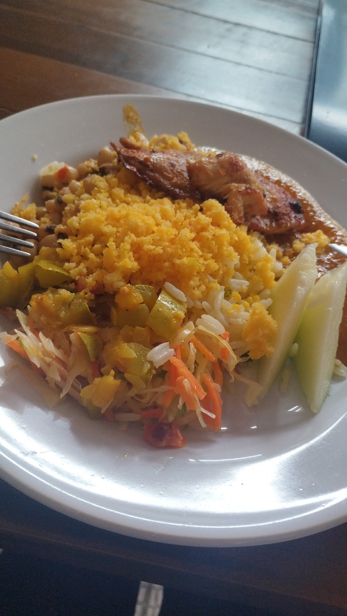 Comer Bem Marmitaria & Self-service