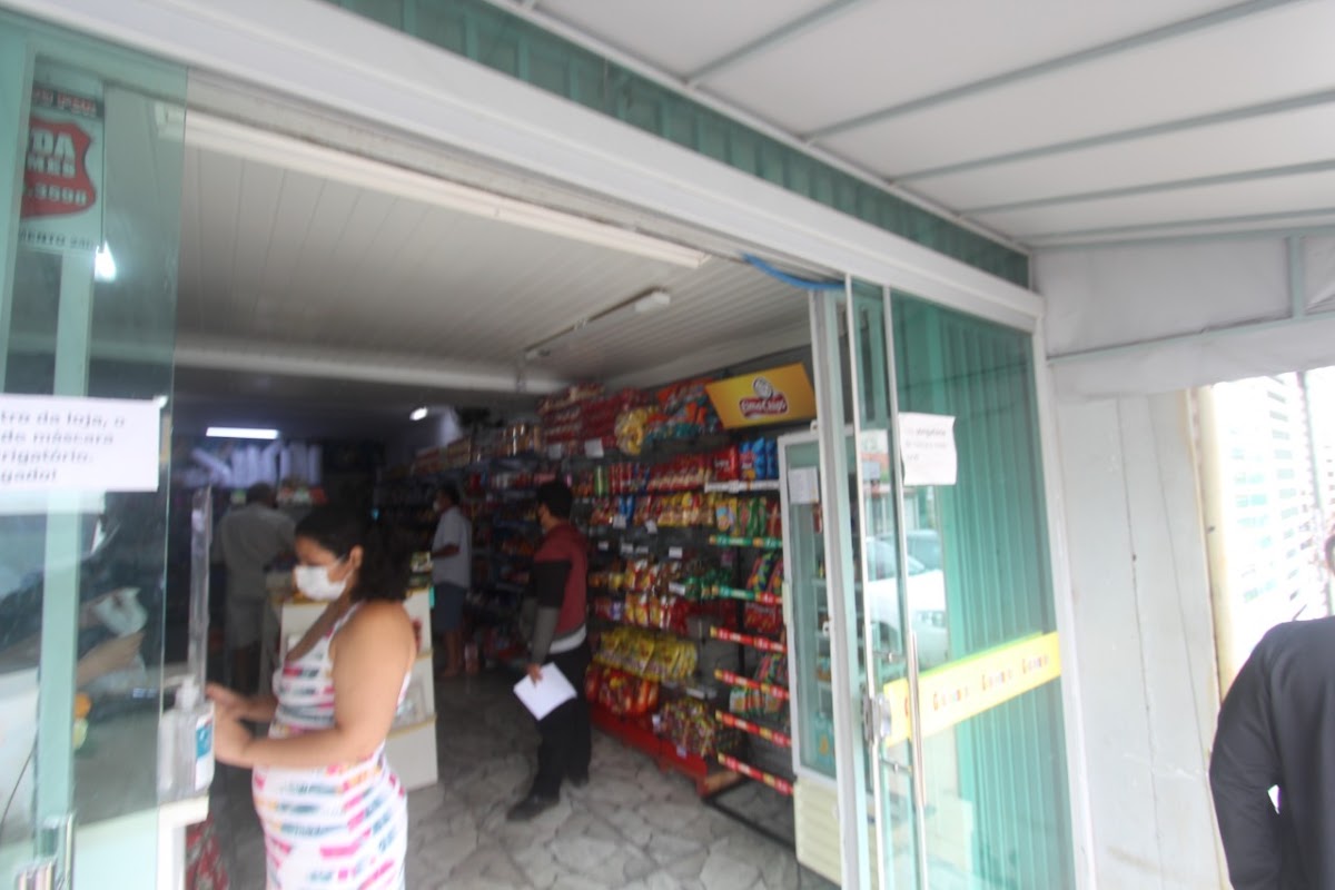 Gostosuras Distribuidora de Doces e Descartáveis