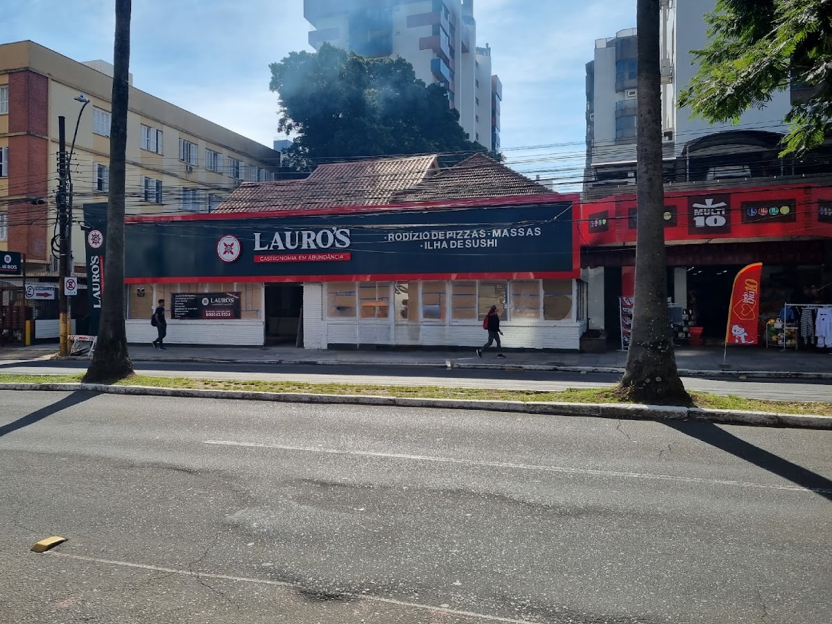Lauro's