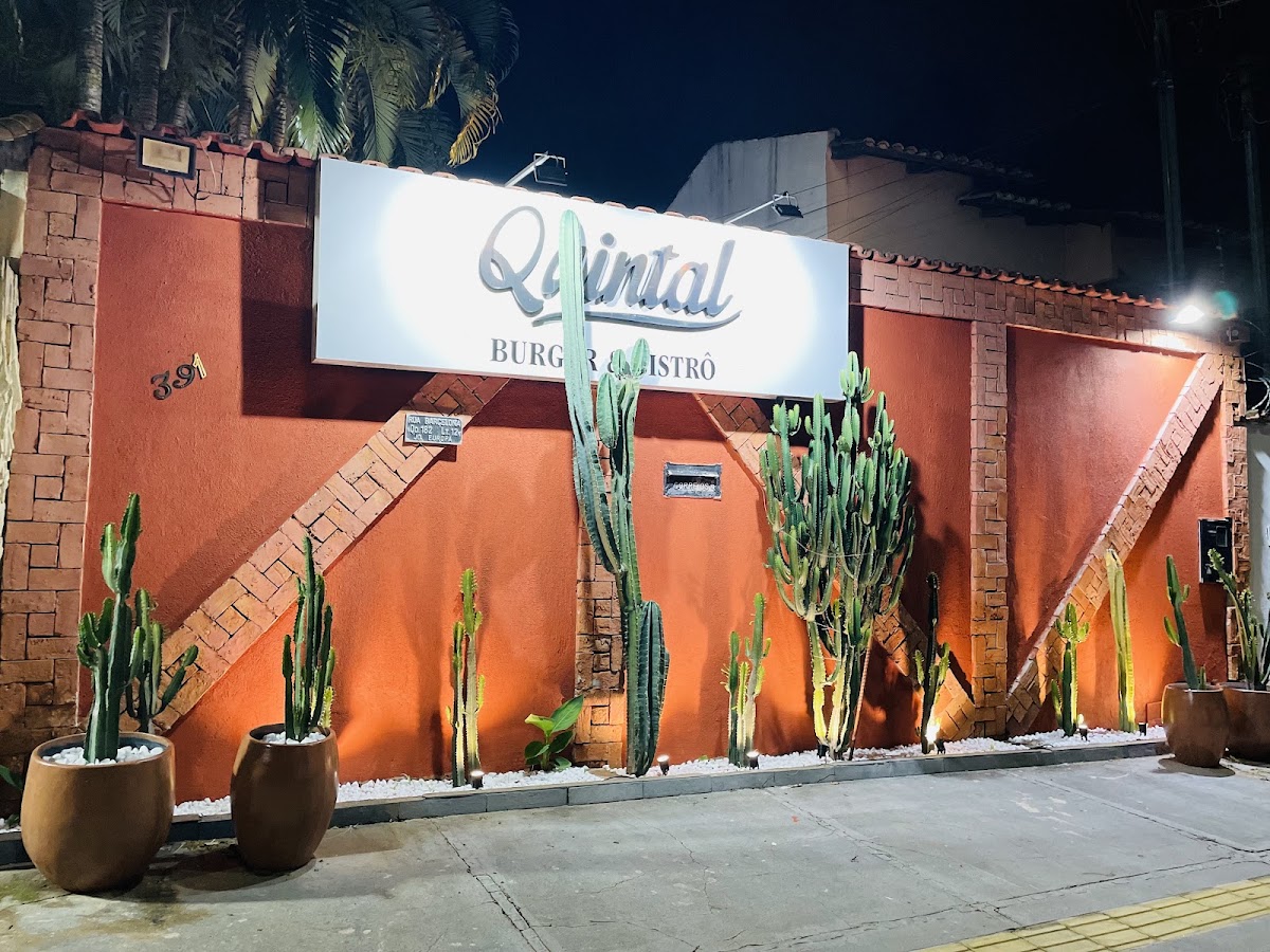 Quintal - Burger & Bistrô