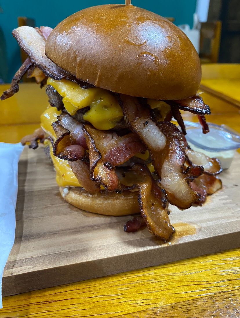 A Mesa Hamburgueria Cristã