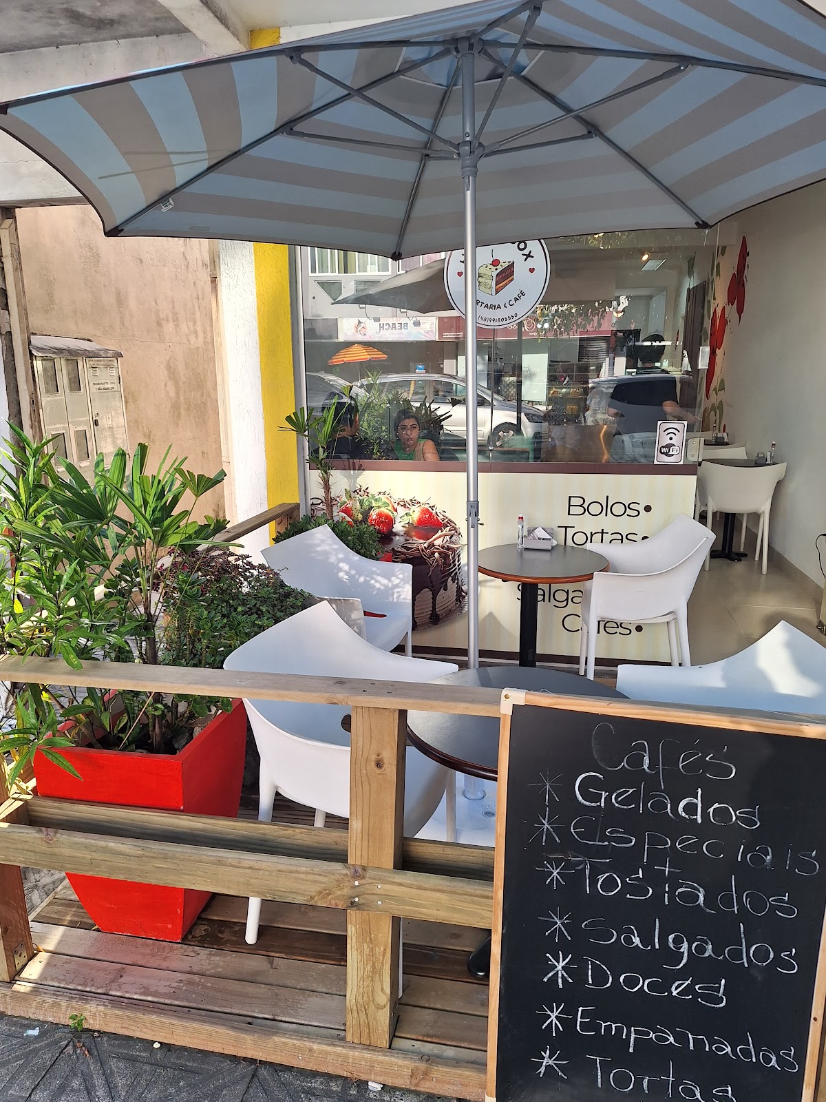 HappyBox Tortaria e Café