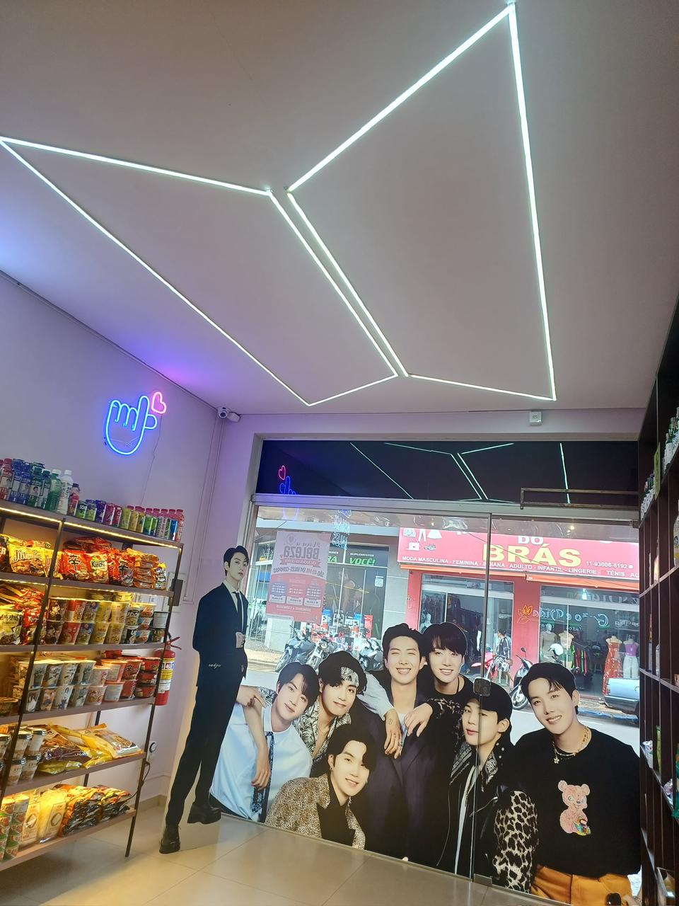 Grão e Vida e Asian K-Market