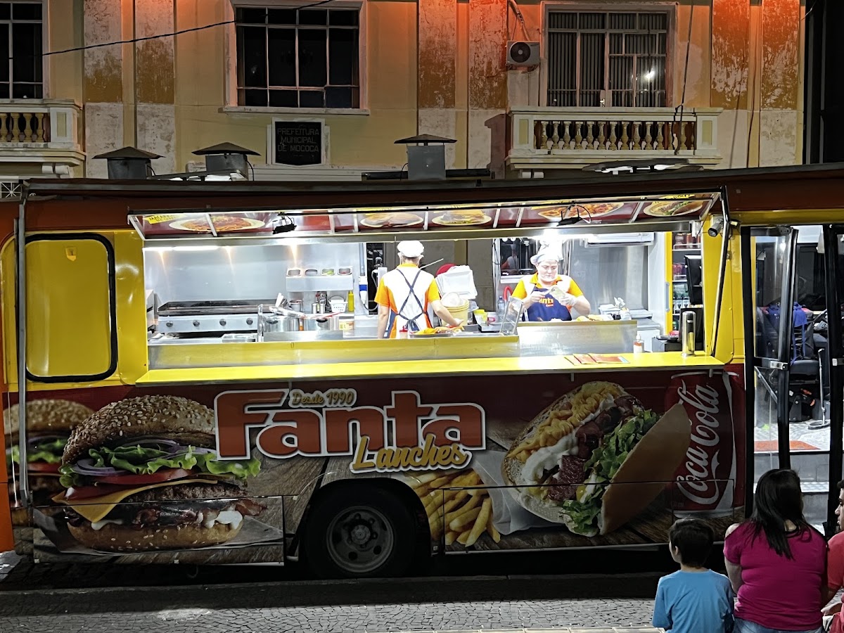 Fanta Lanches