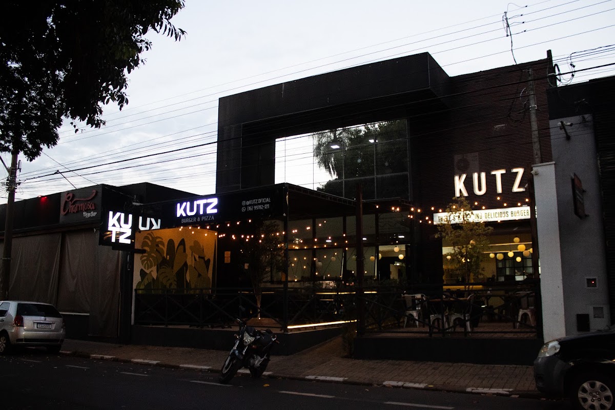 KUTZ - Burger e Pizza