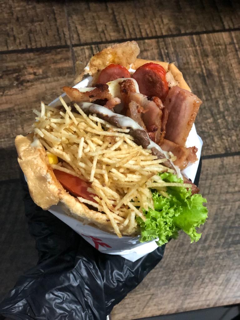 Madruga lanches sanduicheria , pizzaria, hot dog,almoco,fazemos delivery