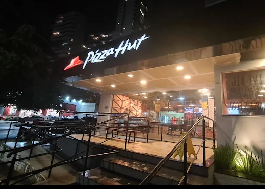 Pizza Hut - Caminho das Árvores