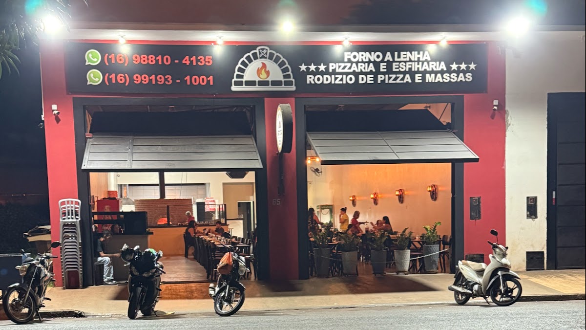 Pizzaria Forno a Lenha Rodízio de Pizzas e Massas Com Área Kids