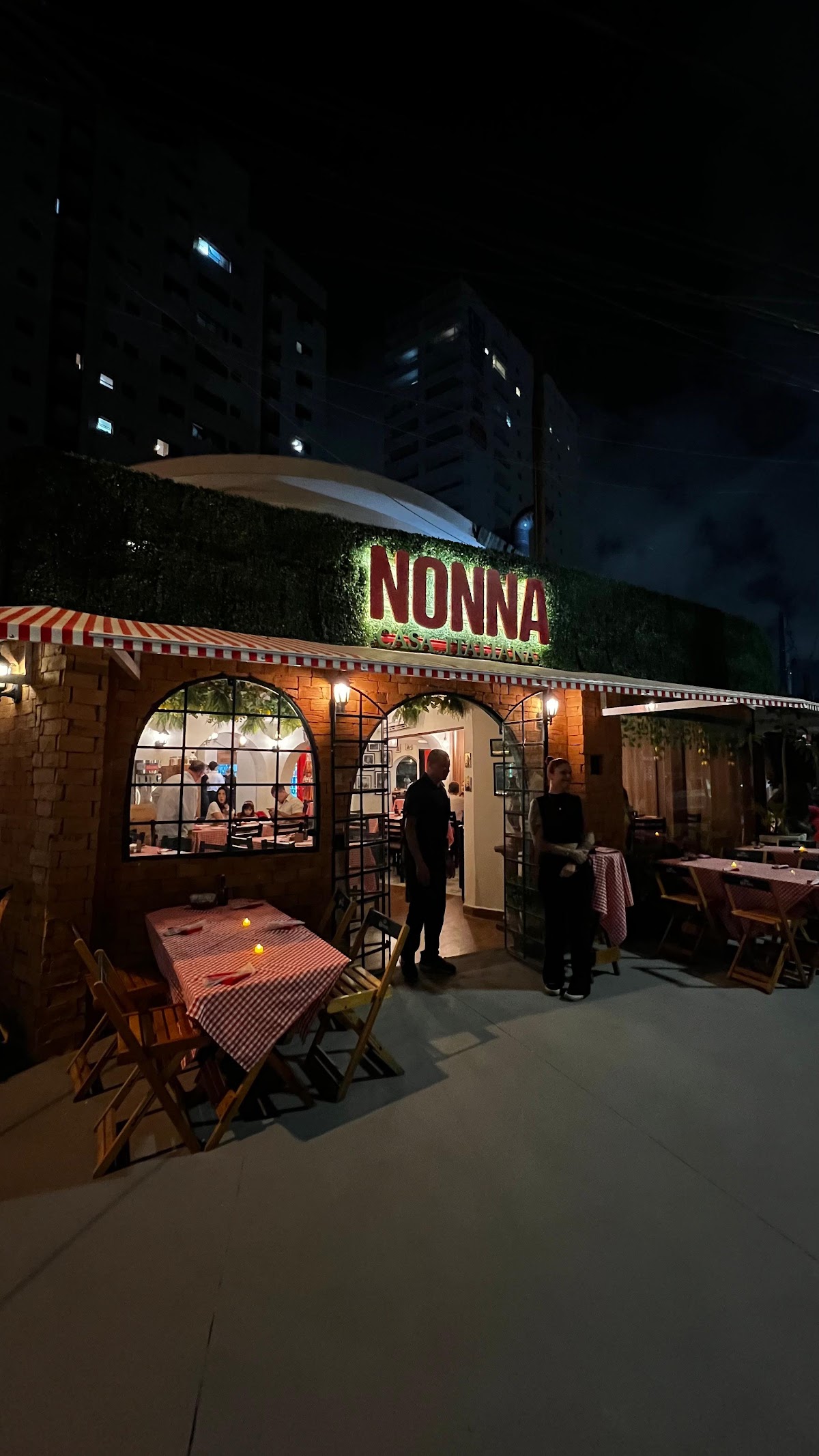 Nonna Casa Italiana