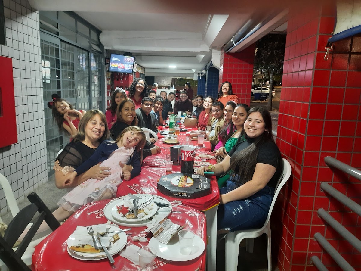 Brothers Pizzaria e Lanches