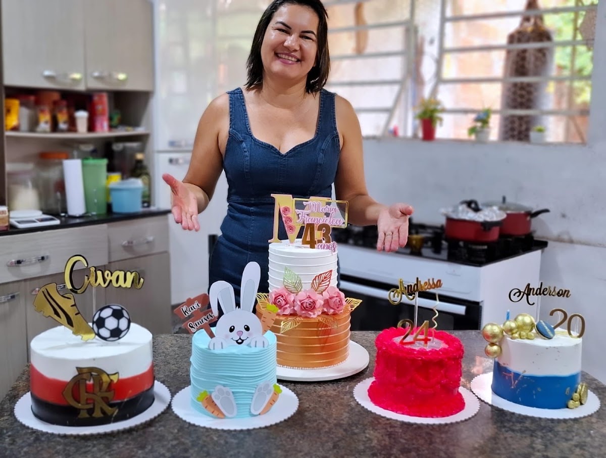Toinha Confeitaria - Encomendas de Bolos Personalizados