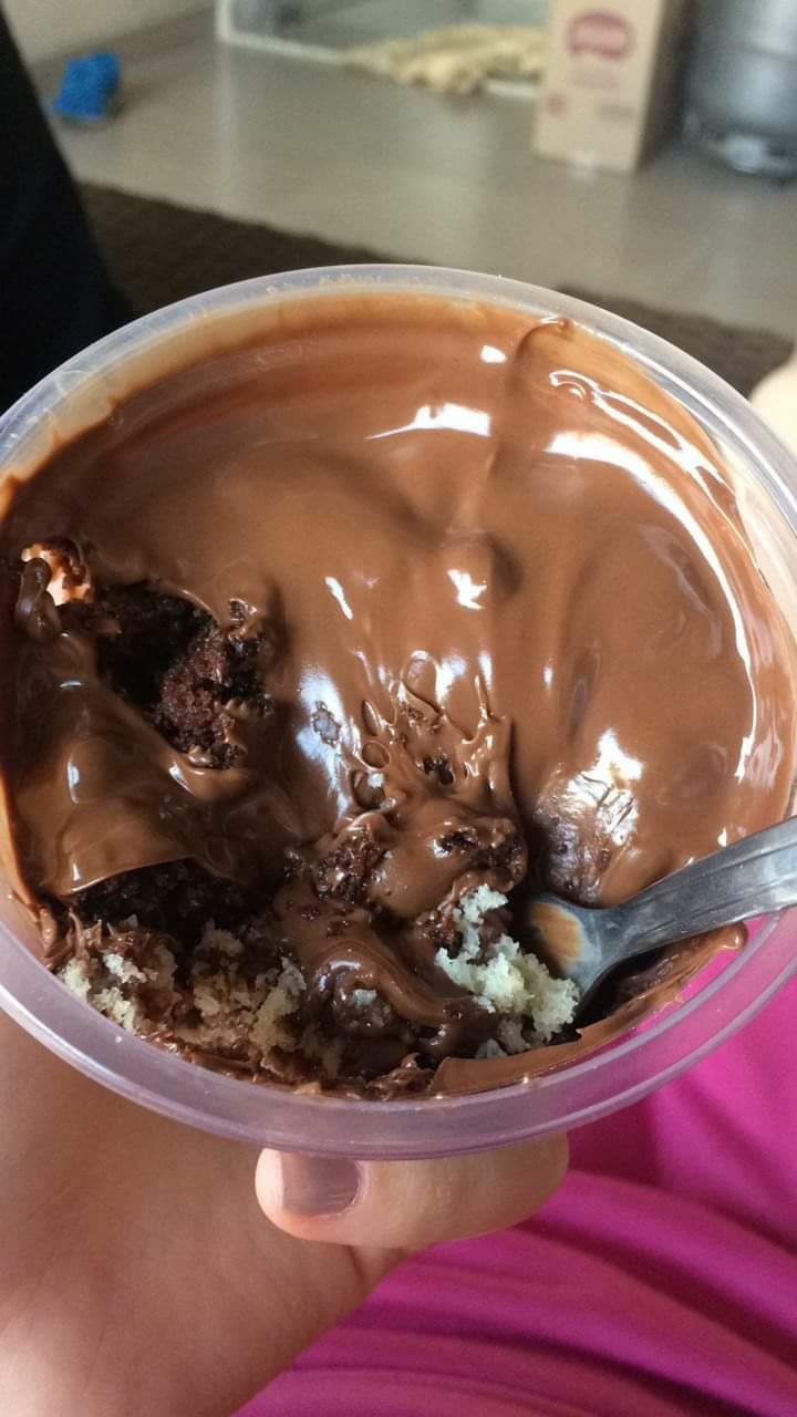 Ana Júlia Doces