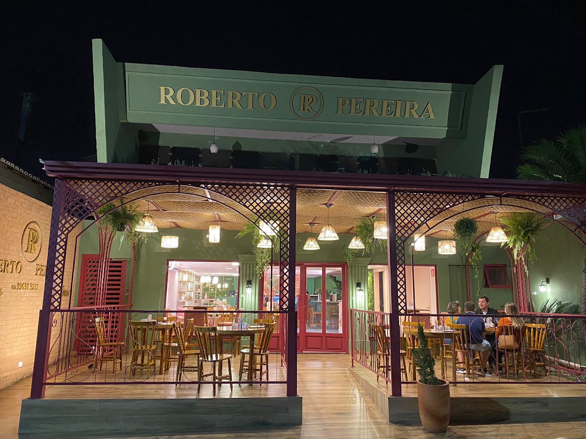Roberto Pereira Cake Designer Doceria e Cafeteria