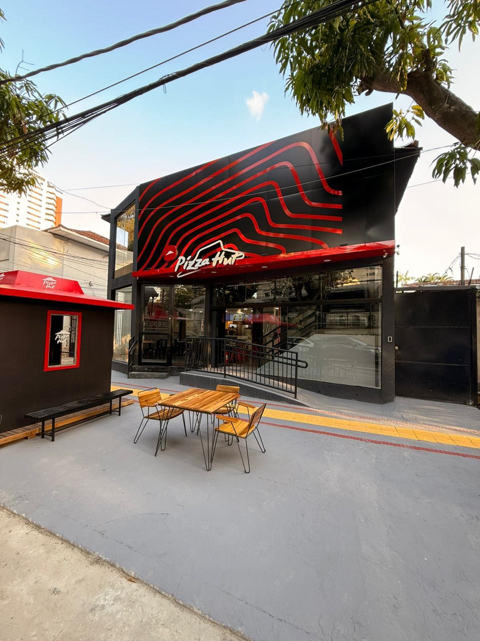 Pizza Hut - Brás de Aguiar
