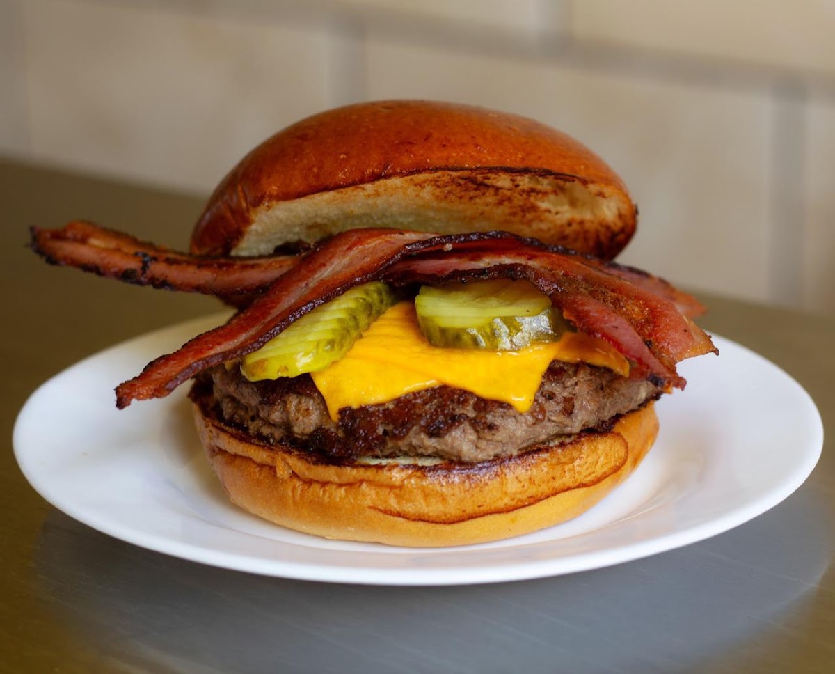 Shlic’s Burger | Hambúrgueria Artesanal Poá
