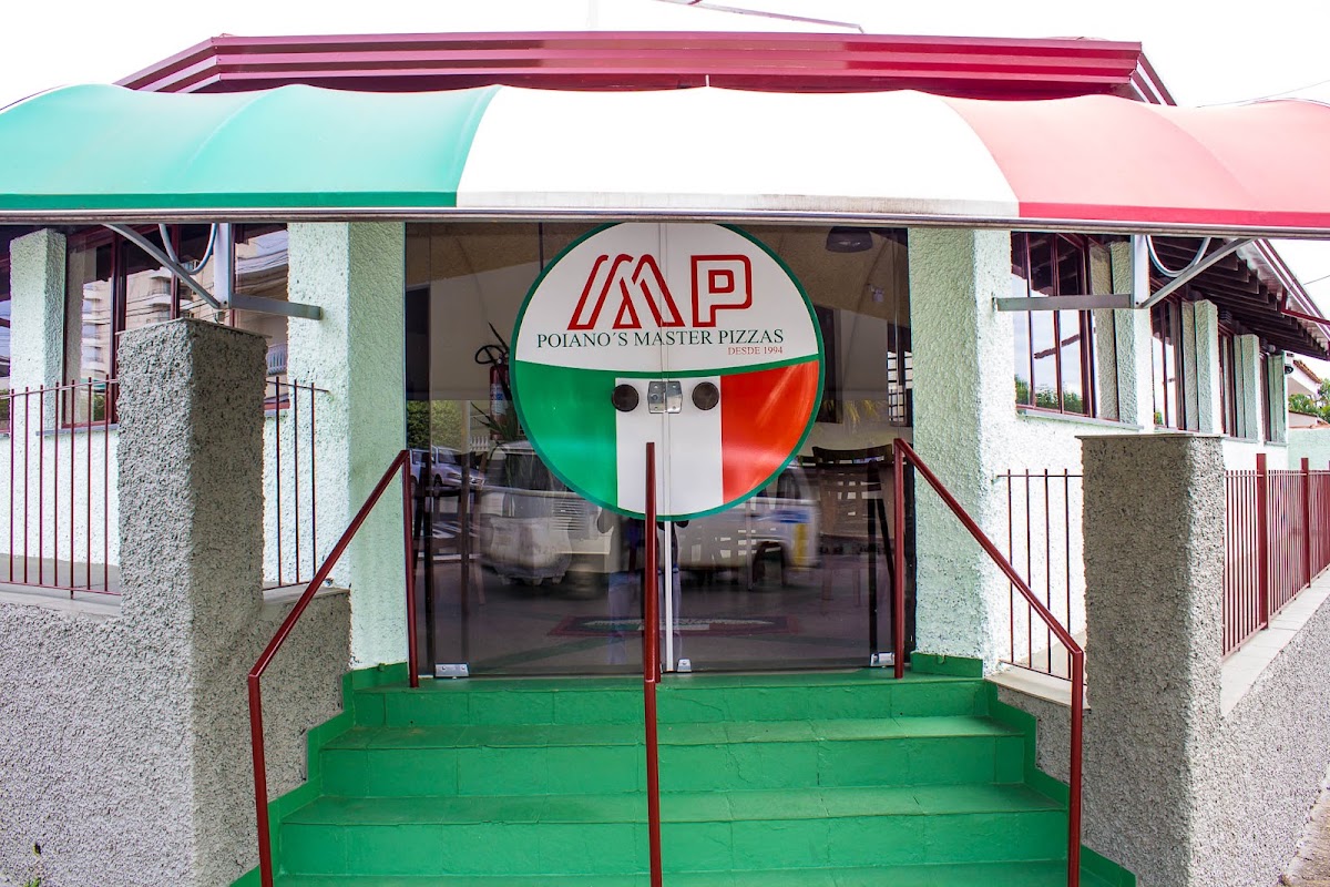 Poiano's Master Pizzas