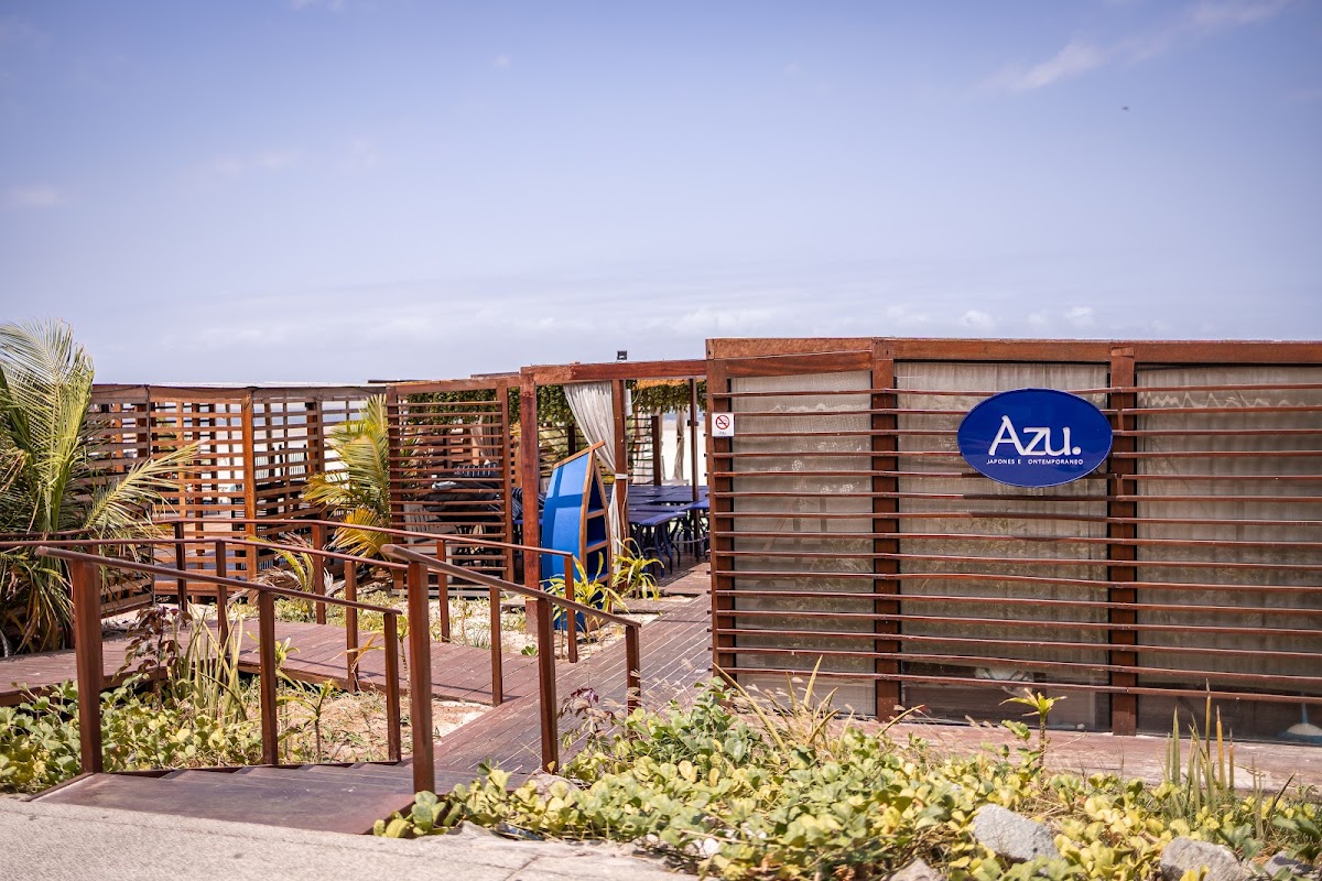 Azu.