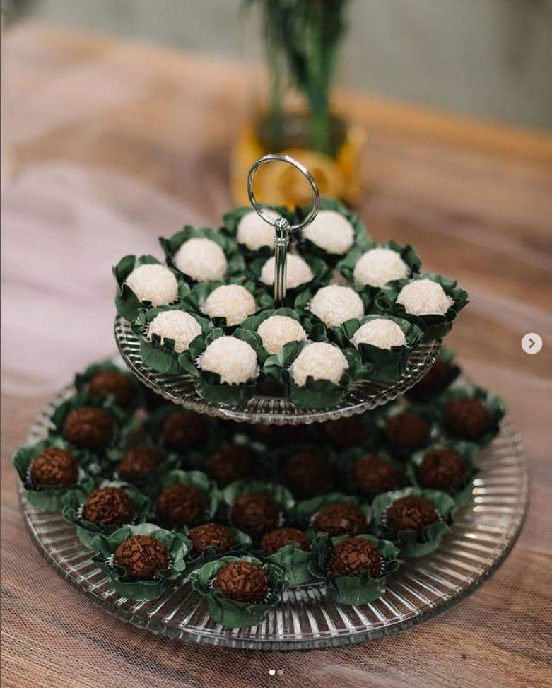 Candy's Sah Confeitaria Bolos confeitados Brigadeiros Gourmet Sobremesas Doces para Festas São Bernardo do Campo