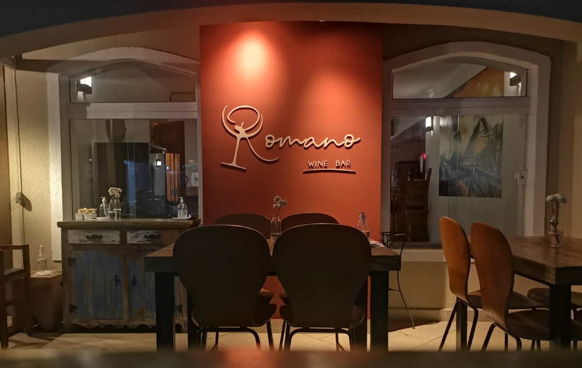 Romano Wine Bar e Restaurante