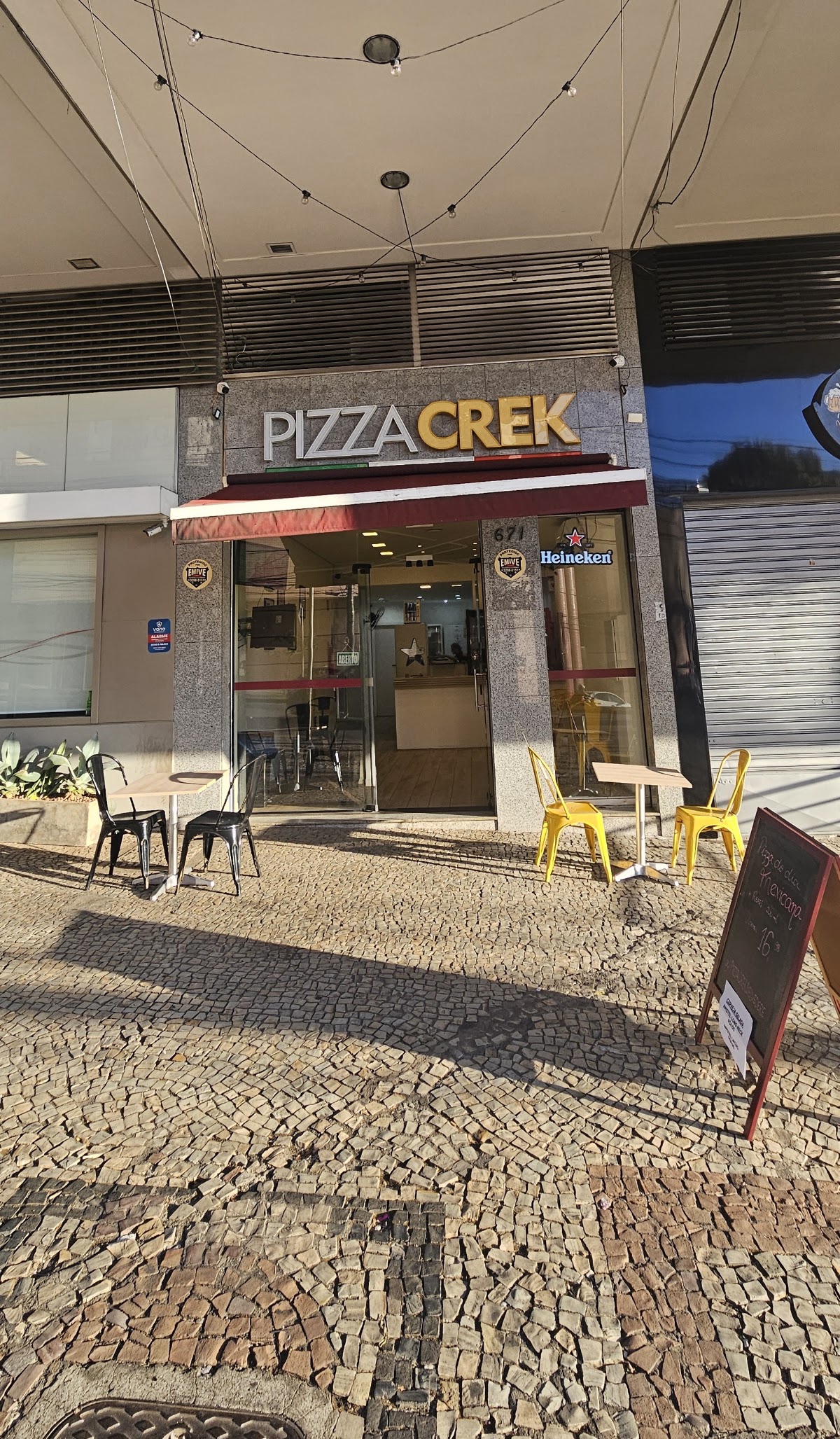 Pizza Crek Belvedere