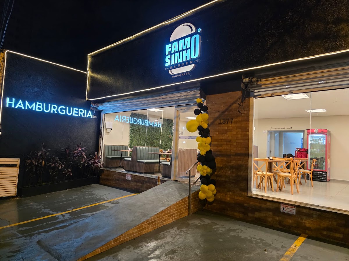 Famosinho Burger - Hamburgueria Ribeirão Preto